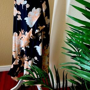 Calvin Klein floral ruffle skirt size 4